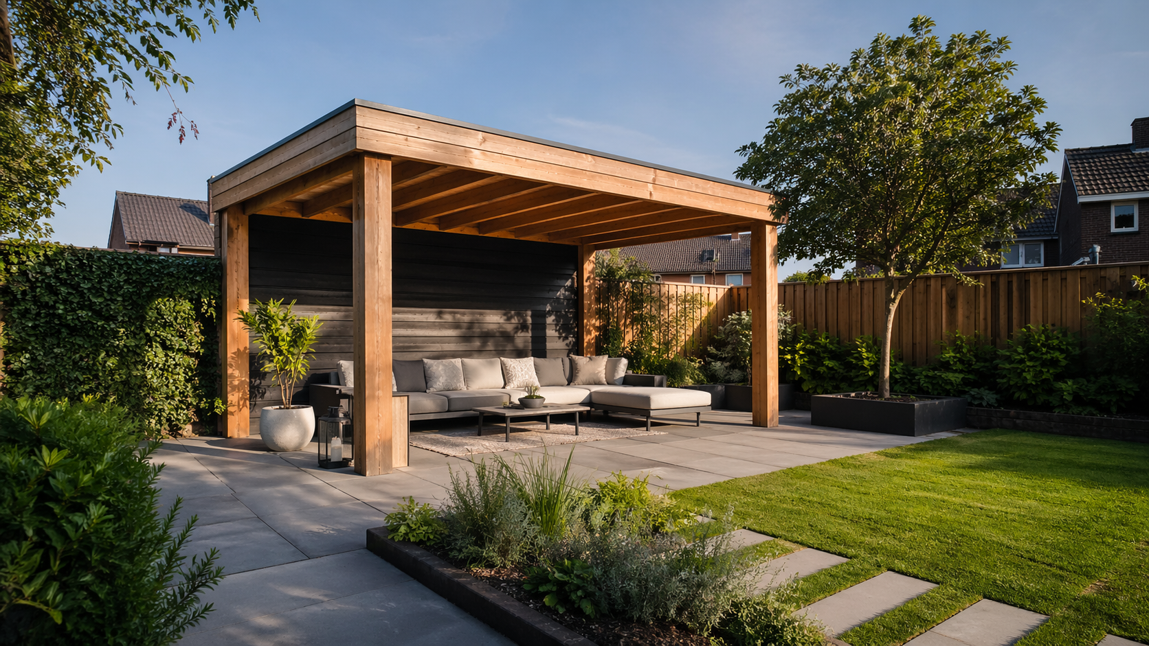 Pergola geplaatst in Amsterdam door Team Tuin Totaal